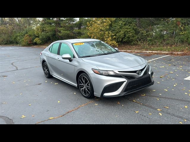 2021 Toyota Camry SE