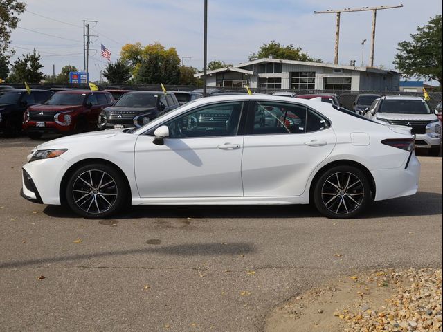 2021 Toyota Camry SE