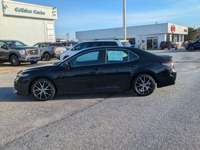 2021 Toyota Camry SE