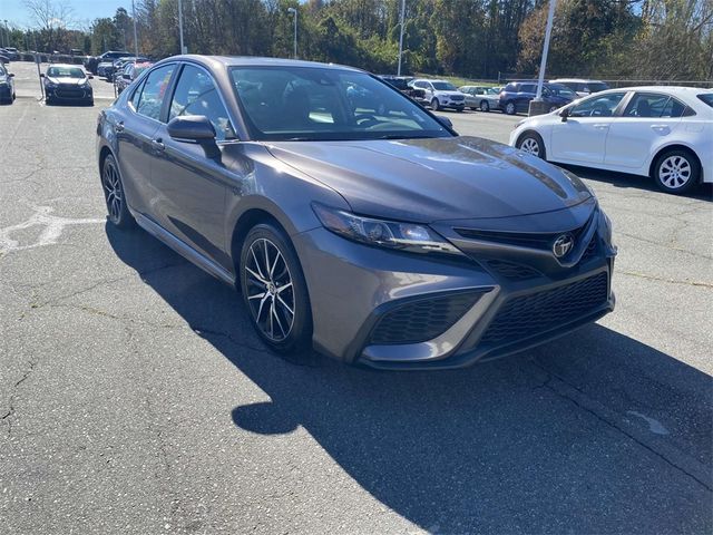 2021 Toyota Camry SE