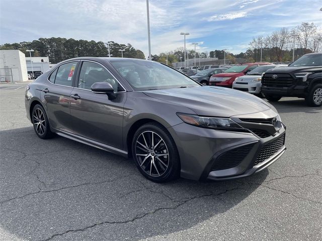 2021 Toyota Camry SE