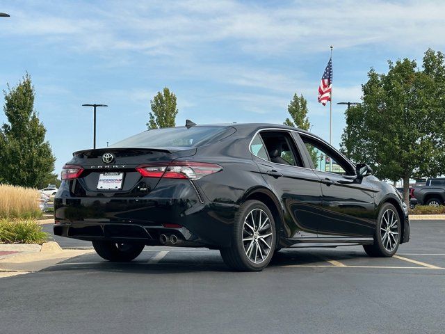 2021 Toyota Camry SE