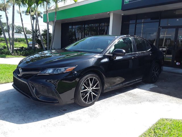 2021 Toyota Camry 