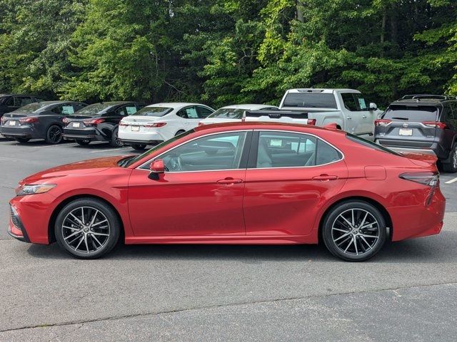 2021 Toyota Camry SE