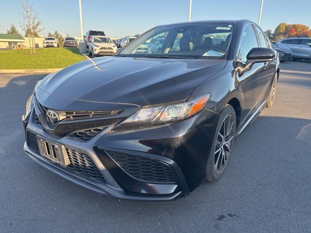 2021 Toyota Camry 