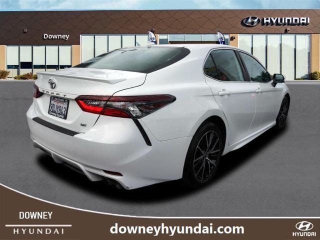 2021 Toyota Camry SE