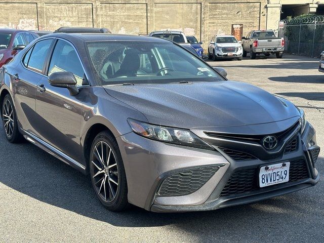 2021 Toyota Camry SE