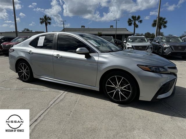 2021 Toyota Camry SE