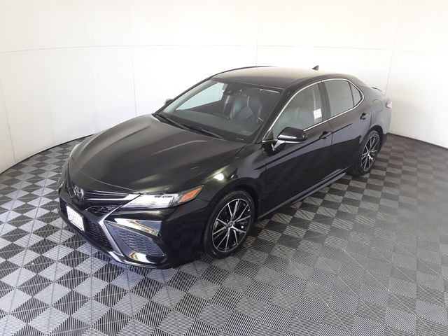2021 Toyota Camry 