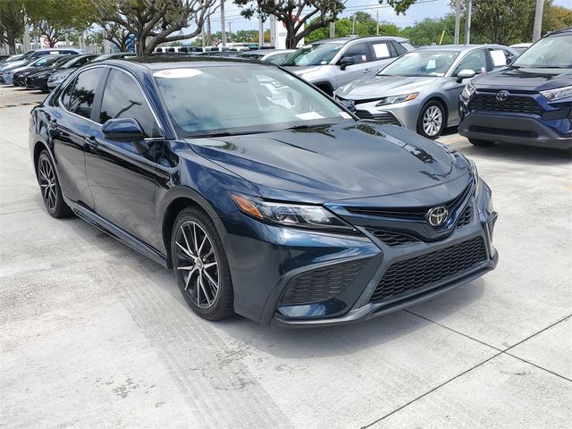 2021 Toyota Camry SE