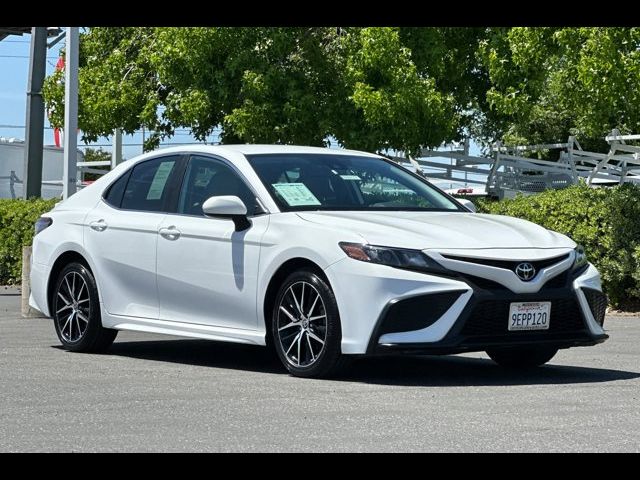 2021 Toyota Camry 