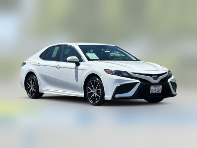 2021 Toyota Camry 