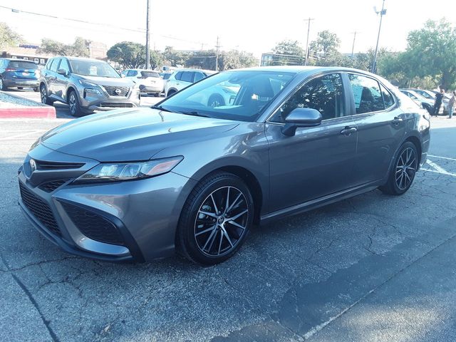 2021 Toyota Camry SE