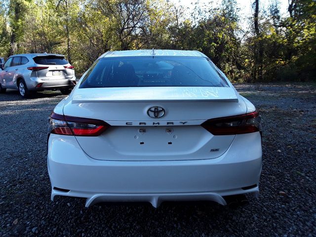 2021 Toyota Camry 