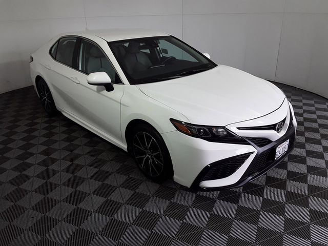 2021 Toyota Camry 