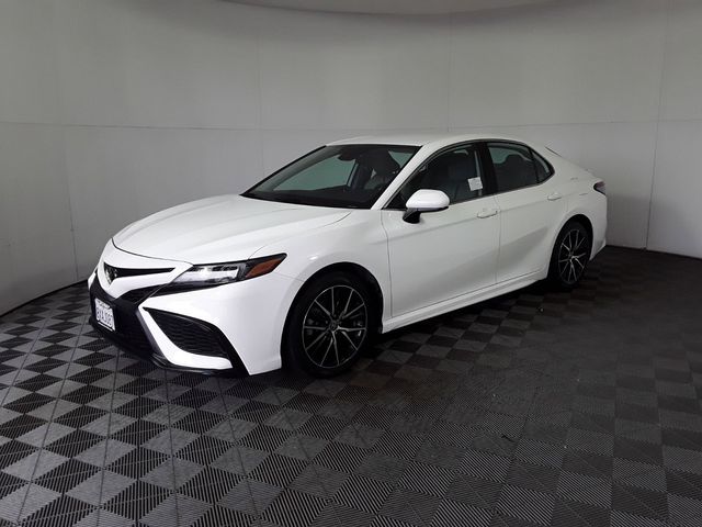 2021 Toyota Camry 