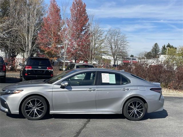 2021 Toyota Camry SE