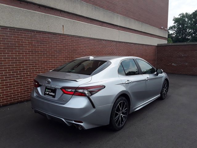 2021 Toyota Camry 