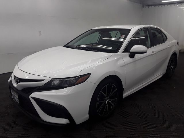 2021 Toyota Camry 