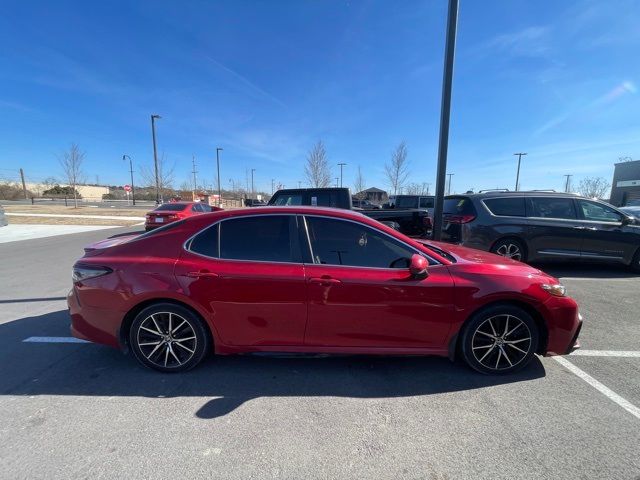 2021 Toyota Camry SE