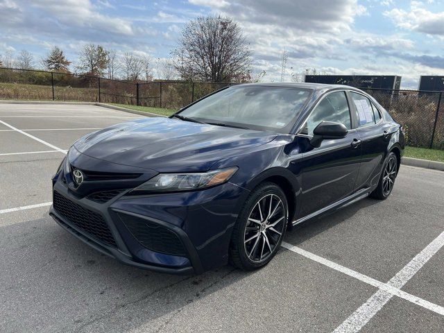 2021 Toyota Camry SE