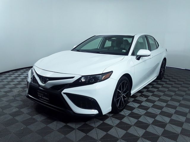 2021 Toyota Camry 