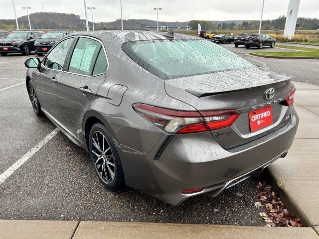 2021 Toyota Camry SE