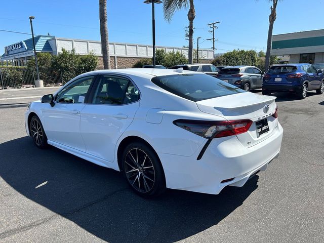 2021 Toyota Camry 