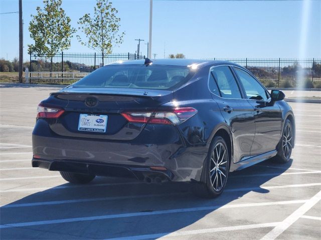 2021 Toyota Camry SE