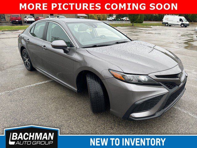 2021 Toyota Camry SE