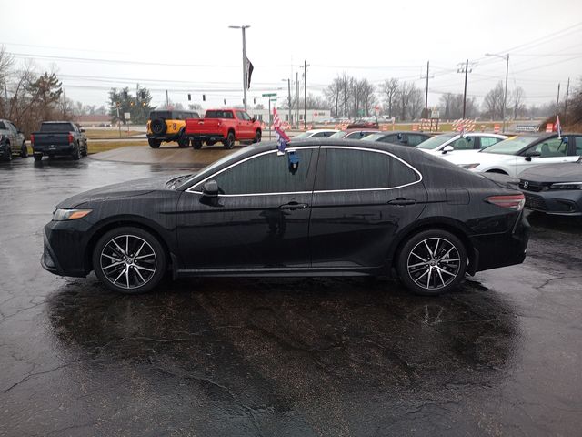 Used 2021 Toyota Camry SE For Sale in Evansville, IN | Capital One Auto ...