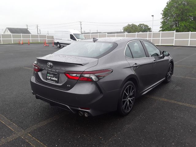 2021 Toyota Camry SE