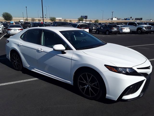 2021 Toyota Camry 