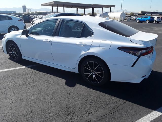 2021 Toyota Camry 