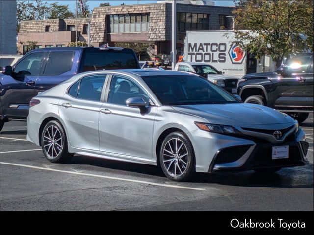 2021 Toyota Camry SE