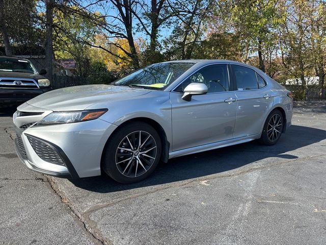 2021 Toyota Camry 