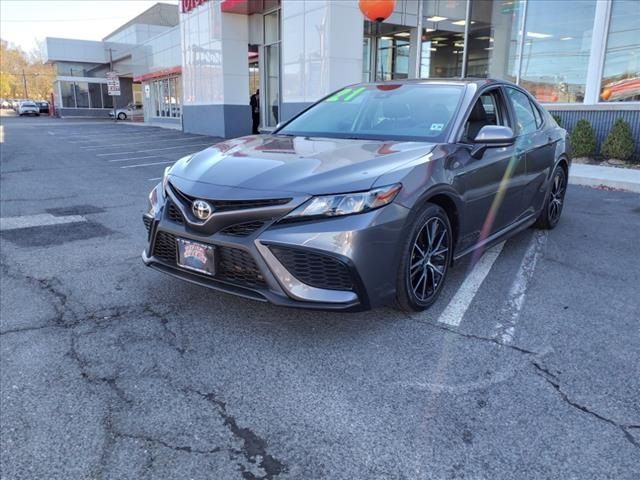 2021 Toyota Camry SE Nightshade