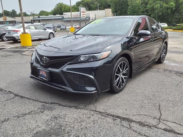 2021 Toyota Camry SE Nightshade