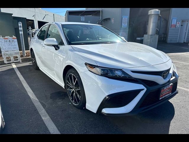 2021 Toyota Camry 