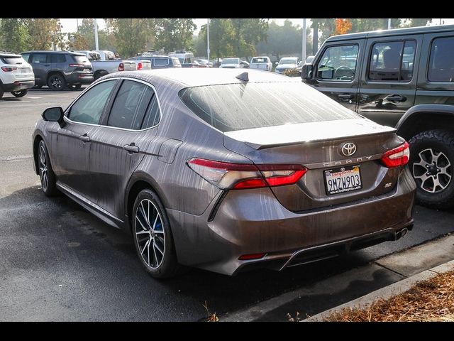 2021 Toyota Camry SE