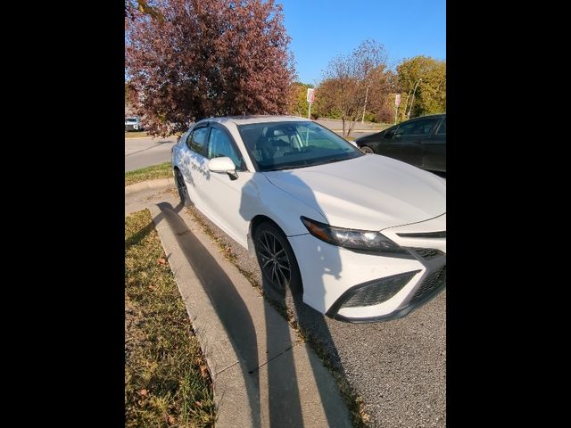 2021 Toyota Camry SE