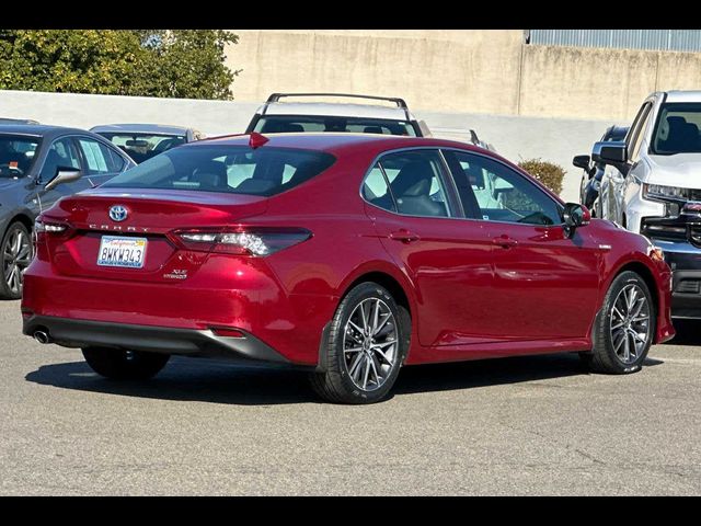 2021 Toyota Camry Hybrid XLE