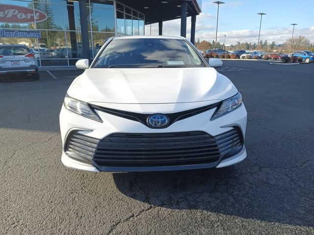 2021 Toyota Camry Hybrid LE