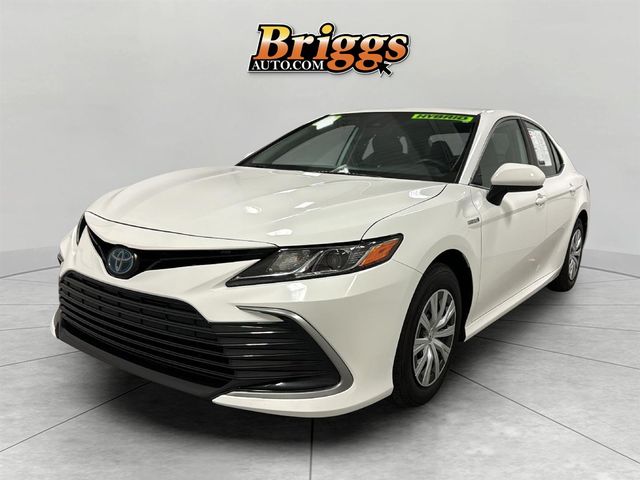 2021 Toyota Camry Hybrid LE