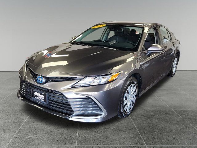 2021 Toyota Camry Hybrid LE