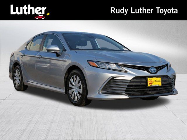 2021 Toyota Camry Hybrid LE