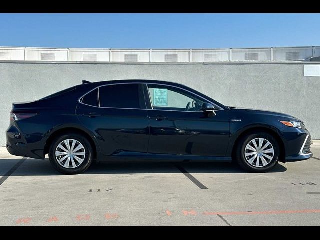 2021 Toyota Camry Hybrid LE