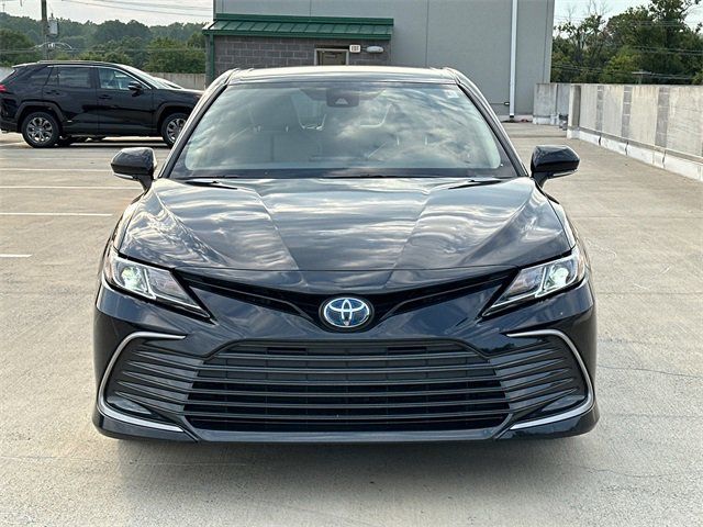 2021 Toyota Camry Hybrid LE