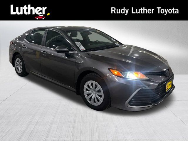 2021 Toyota Camry Hybrid LE