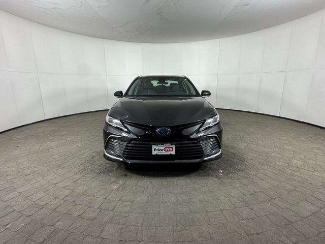 2021 Toyota Camry Hybrid LE